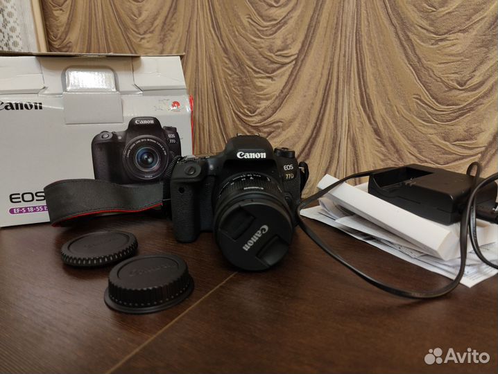 Canon EOS 77D Kit EF-S 18-55mm