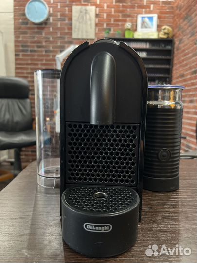 Кофеварка капсульная nespresso delonghi