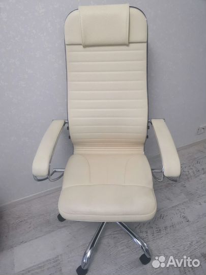 Компьютерное кресло