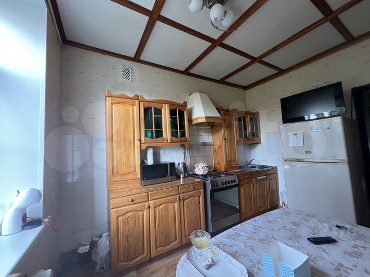 2-к. квартира, 61 м², 4/4 эт.