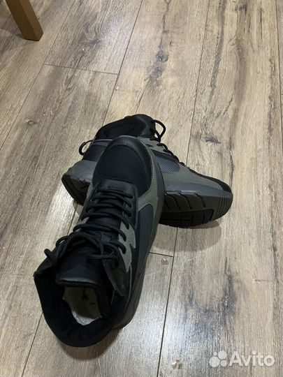 Мужские зимние кроссовки