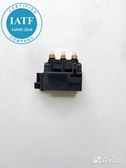 Блок клапанов Miessler для Mercedes C257