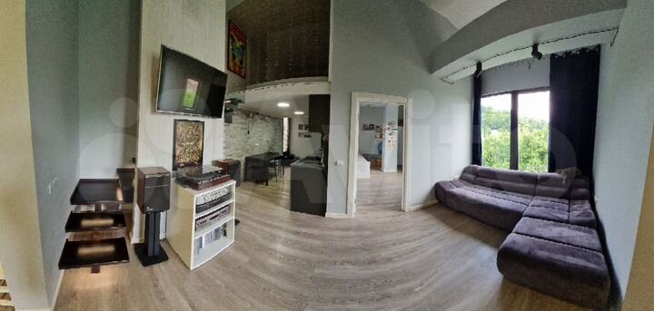 2-к. квартира, 119 м², 3/3 эт.