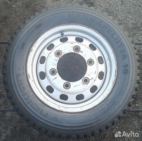 R15 Nokian Tyres Hakkapeliitta 10 195/70, PCD 6x180 DIA 138.8