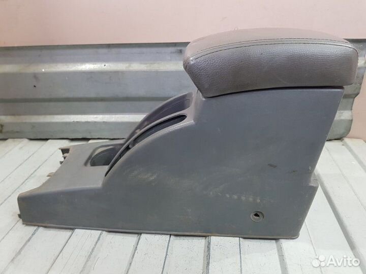 Подлокотник Chevrolet Lacetti J200 F14D3 2008