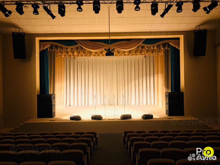 Комплект одежды сцены для театра