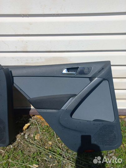 Дверные карты фольксваген тигуан