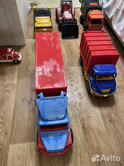 Игрушки машины, грузовики большие