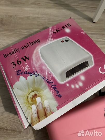 Лампа для ногтей и шеллаки