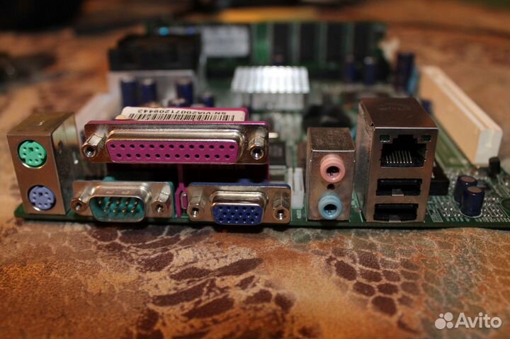 Материнская плата VIA