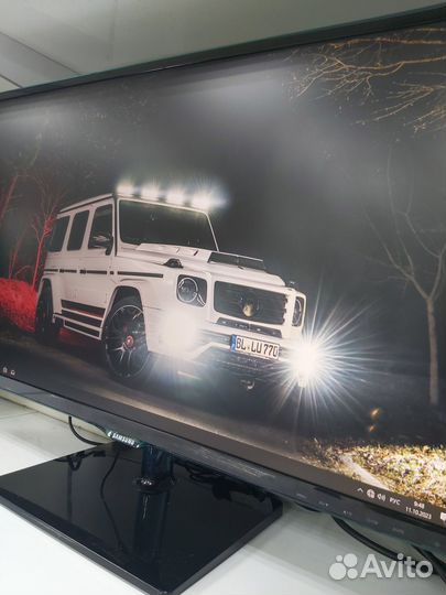 Монитор Samsung 27
