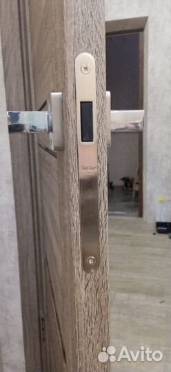 Установка межкомнатных дверей