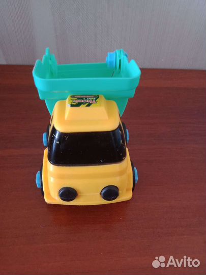 Игрушка грузовик