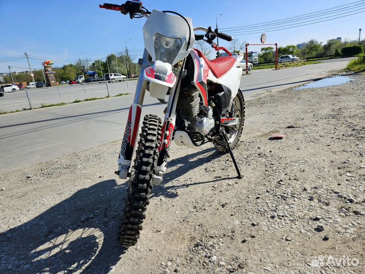 Motoland XR250 Light 167 Red