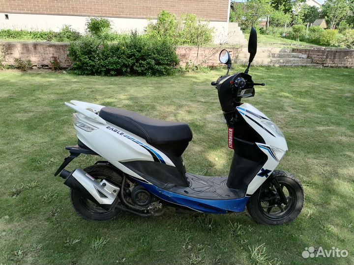 Скутер Regulmoto Eagle50 колеса r12