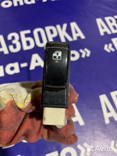 Кнопка стеклоподъемника Шевроле Авео Т250