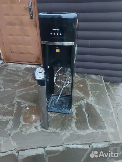 Кулер для воды бу