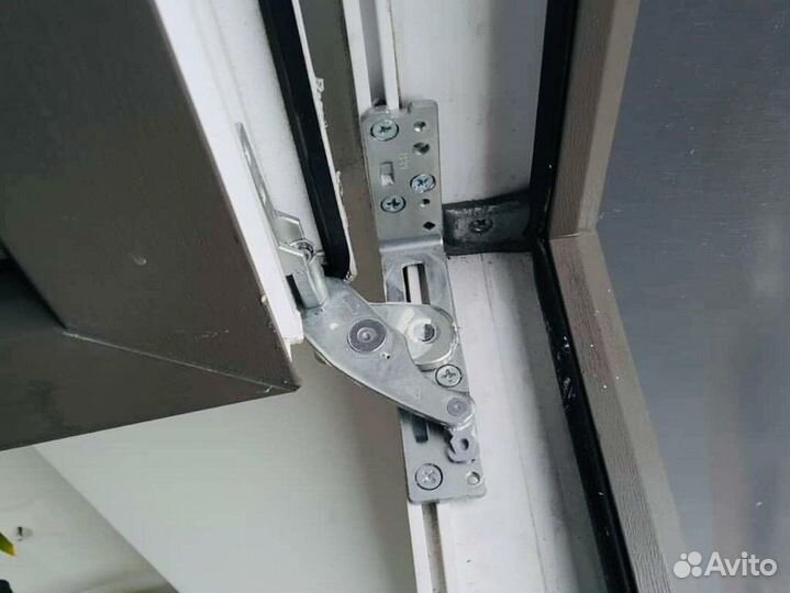 Ремонт пластиковых окон Регулировка окон дверей