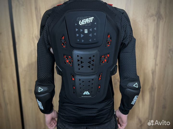 Мотозащита панцирь Leatt Body Protector 3DF AirFit