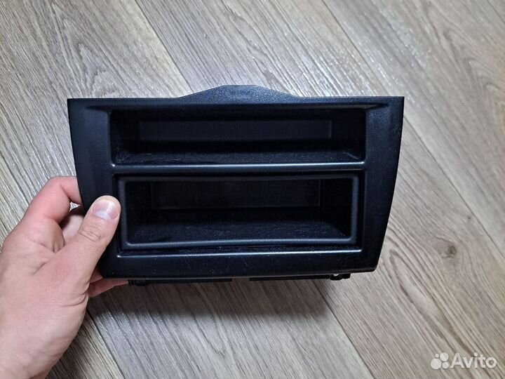 Лада гранта Заглушка магнитолы