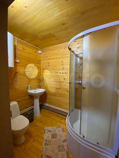 Дом 200 м² на участке 20 сот.