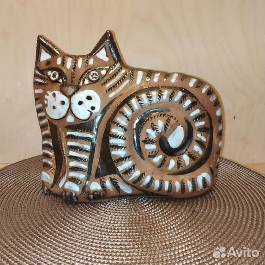 Копилки разные большие для монет