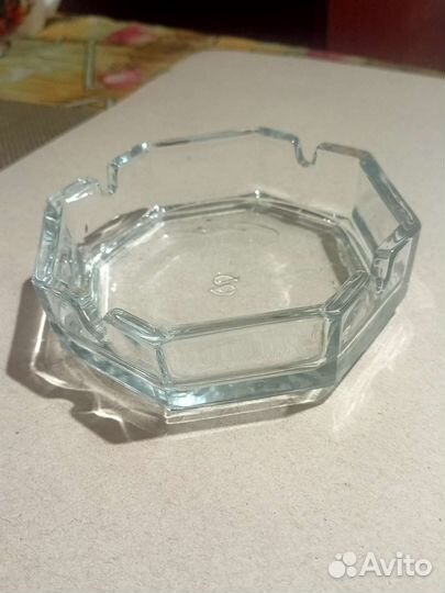 Пепельница стекло