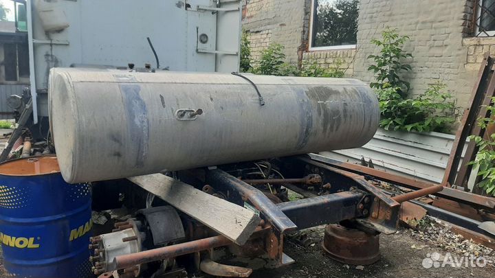 Топливные баки на Fredliner