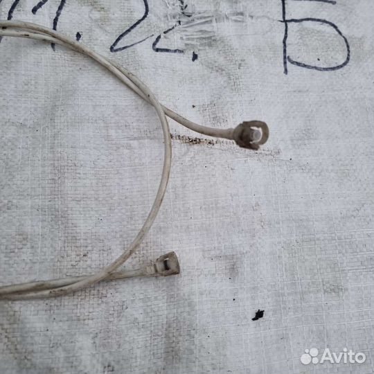 Вакуумный шланг центрального замка двери audi a4b5