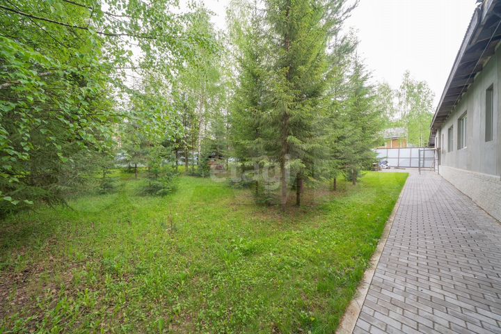 Коттедж 310,2 м² на участке 20 сот.