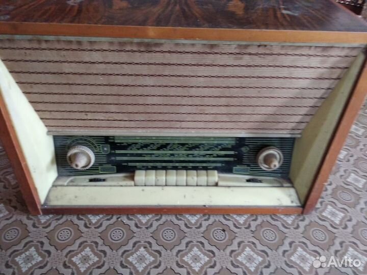 Радиола Латвия