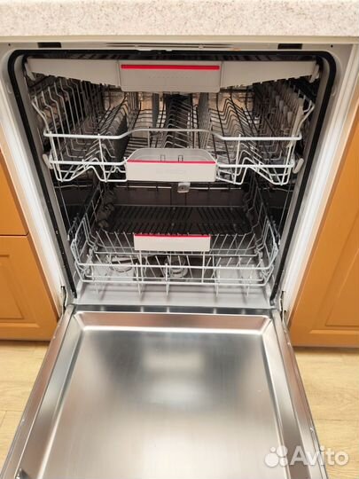 Встраиваемая посудомоечная машина Bosch 60 см