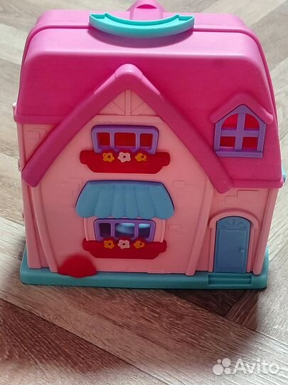 Кукольный домик