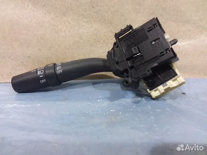 Переключатель поворотников на Geely Emgrand