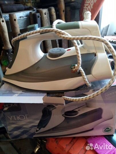 Утюг с паром