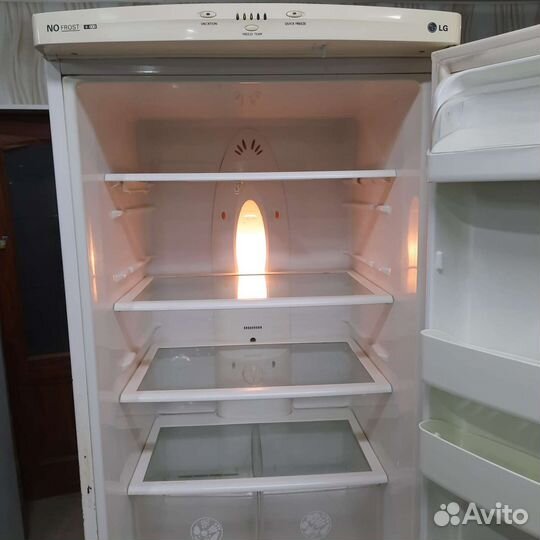 Холодильник бу LG no frost с доставкой