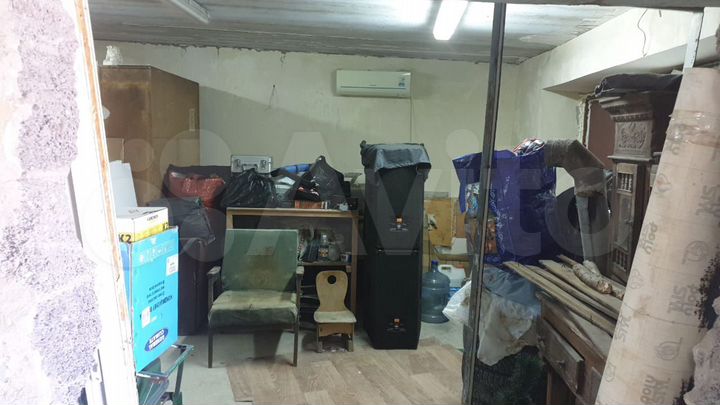 Гараж, > 30 м²