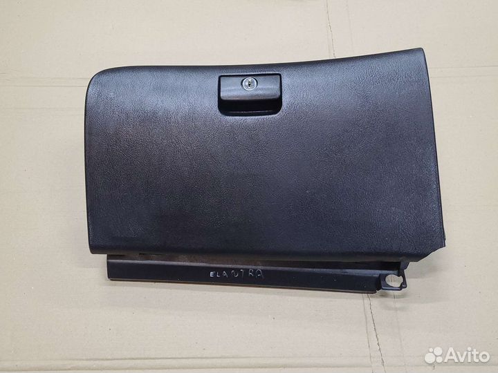 Бардачок Hyundai Elantra XD 2003-2009