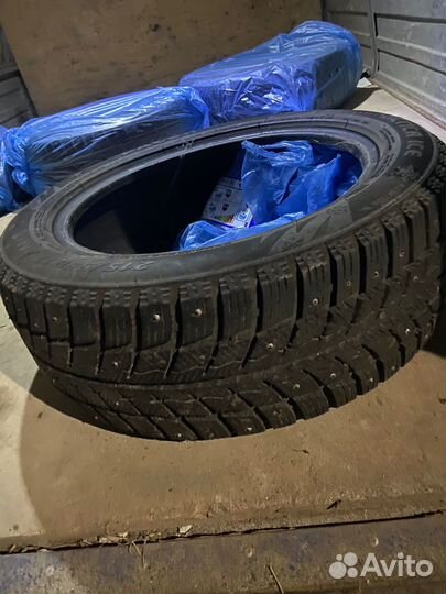 Pace Antarctica Ice 215/55 R17