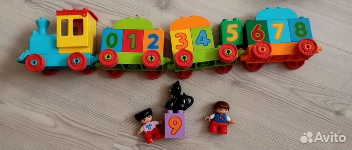 Конструктор Lego Duplo поезд цифрами Аэропорт