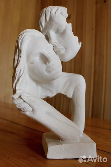 Статуэтка из гипса ручной работы 