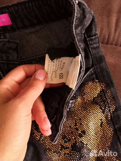 Джинсы для девочки 122р