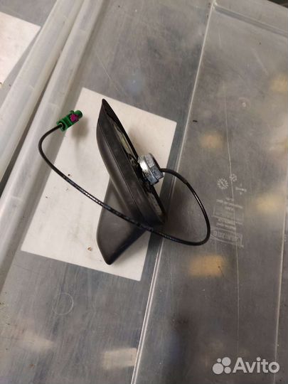 Антенна плавник VW Туарег 2002-2010 год