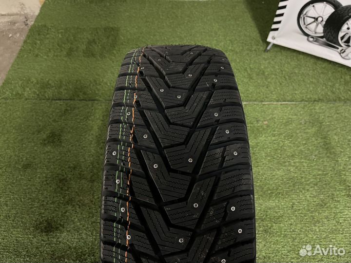 Hankook Winter i'Pike X W429A 275/50 R20 113T