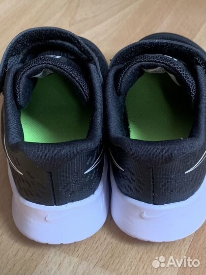 Новые кроссовки nike р.23.5