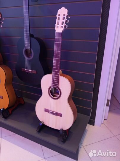 Классическая гитара Kremona S65S-GG массив