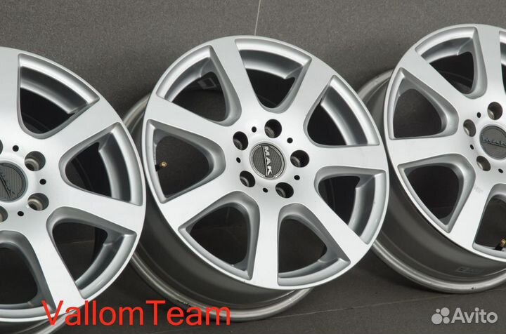 Лот UP734525 Итальянские 16-е диски MAK