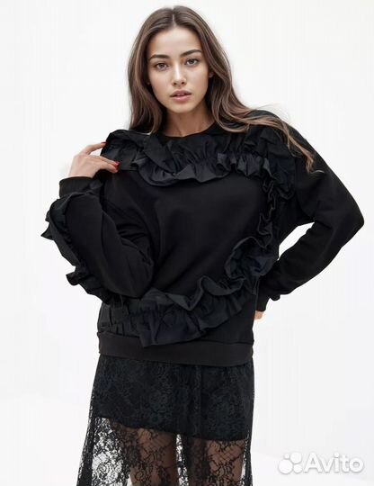 Свитшот с рюшами