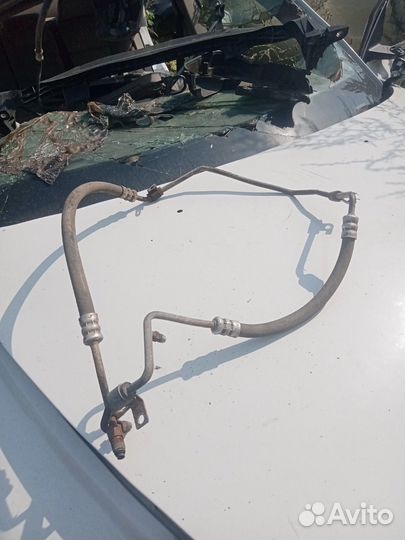 Трубка гура Renault sandero 1