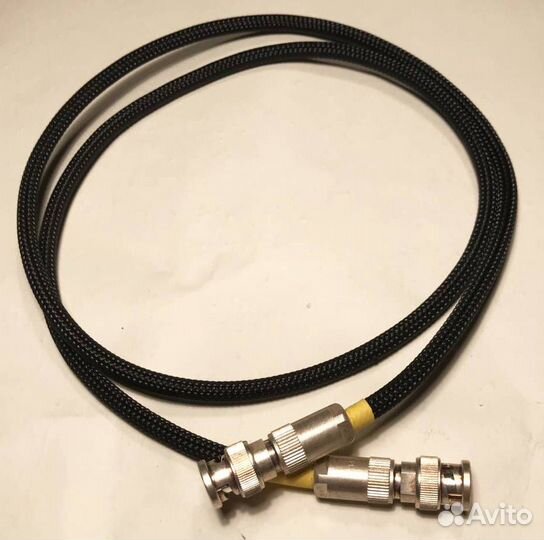 Acoustic revive clock-1.0 BNC-TripleC-FM (1m)